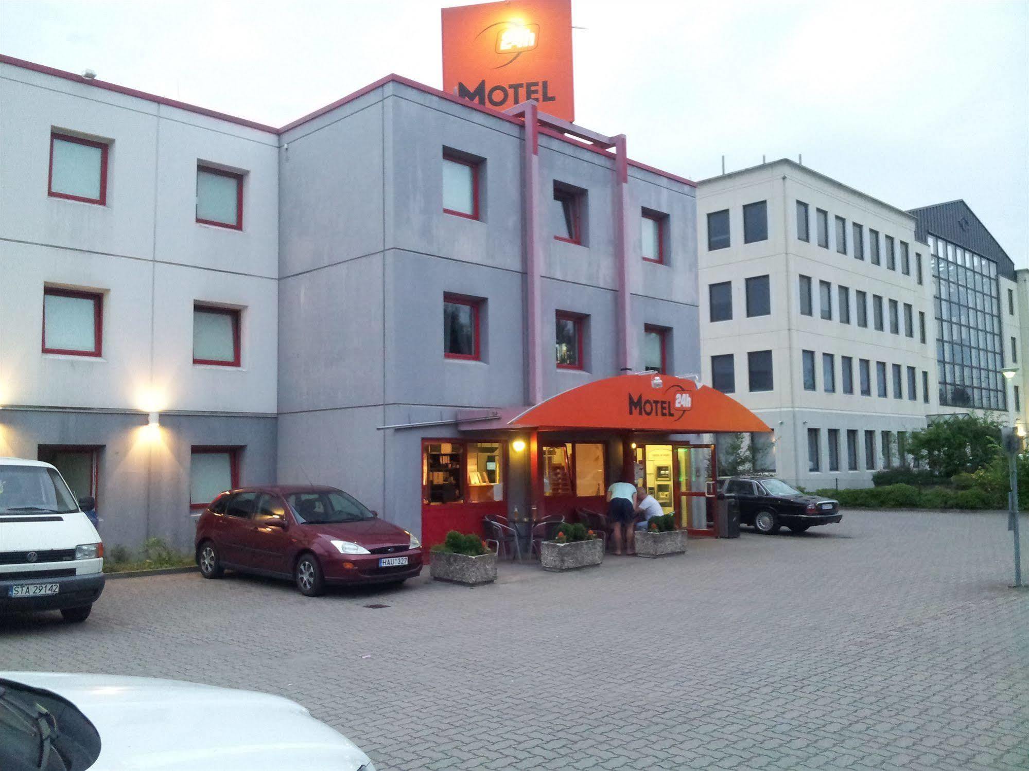 Motel 24H Ганновер Экстерьер фото